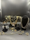Stylish Large Vintage Gold Tone Costume/Fashion Jewelry Lot