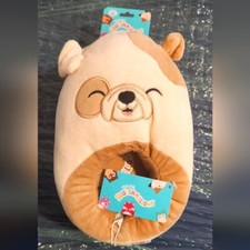 Size 4/5 Squishmallow Slippers for kids. Fot womens size 6-7