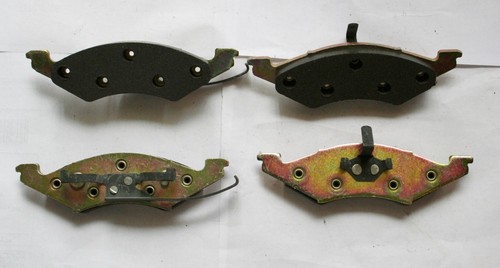 Disc Brake Pad-QuickStop Brake Pad Satisfied MDL257, Wagner ZD257, Others - Picture 2 of 3