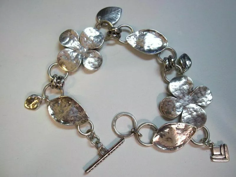SILPADA Sterling Silver Clover Flower Shamrock Leaf Bracelet B1705 Hammered
