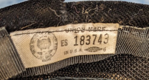 Brown and Black Velvet Hat, Unionmade, 50s - Picture 5 of 5