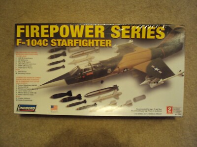 Lindberg F-104C Starfighter Firepower Series 1:48 Scale Model Kit 72522 NIB