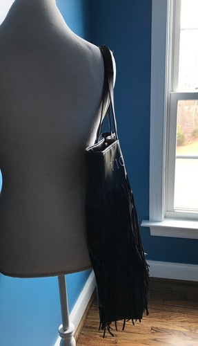 Bolso de Mano Victoria's Secret Negro Flecos Grande Shopper 17" - Imagen 5 de 15
