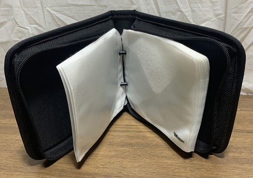 CASE LOGIC Zippered CD Case ~ Black ~ Holds 24 ~ Great Condition - Picture 3 of 4