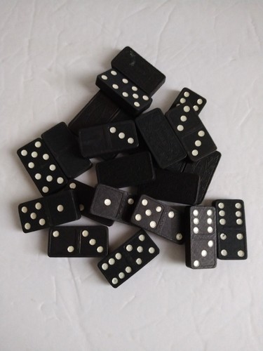 Vintage Jaymar Dominoes 22 Loose Wood Pieces - Picture 6 of 6