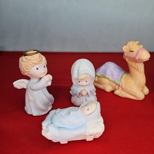 Nativity Set of 6 AVON Figurines Heavenly Blessings VTG Fine Porcelain Collectio - Picture 18 of 24