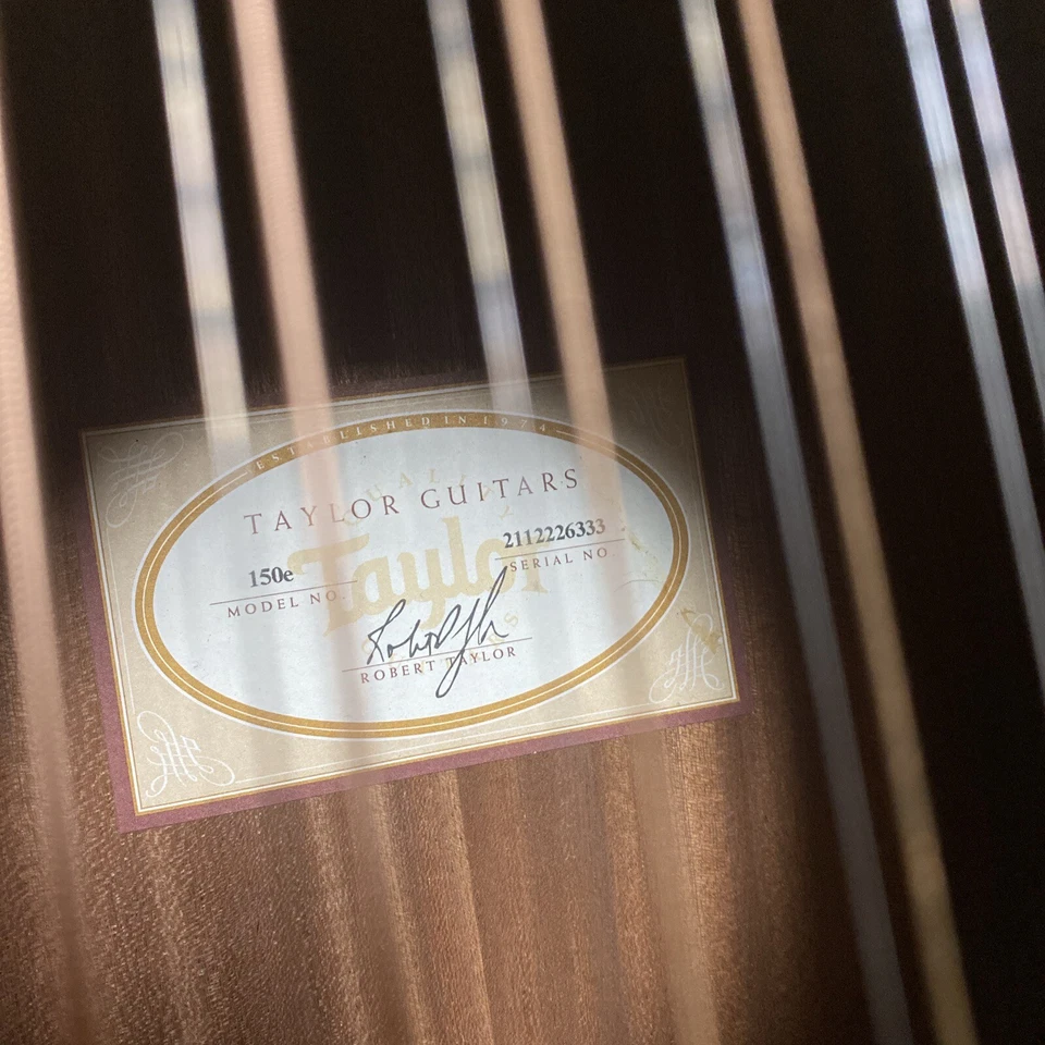 12-струнная акустическая электрогитара Taylor 150e 2018 с жестким чехлом Gator - Изображение 3 из 4