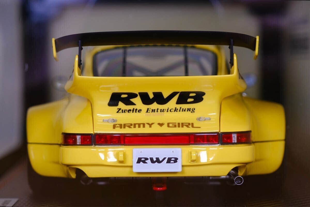 1/18 Ignition Model RWB 930 Porsche 911 M64 Yellow w/ Engine 1/18 Ignition Model RWB 930 Porsche 911 M64 Yellow w/ Engine