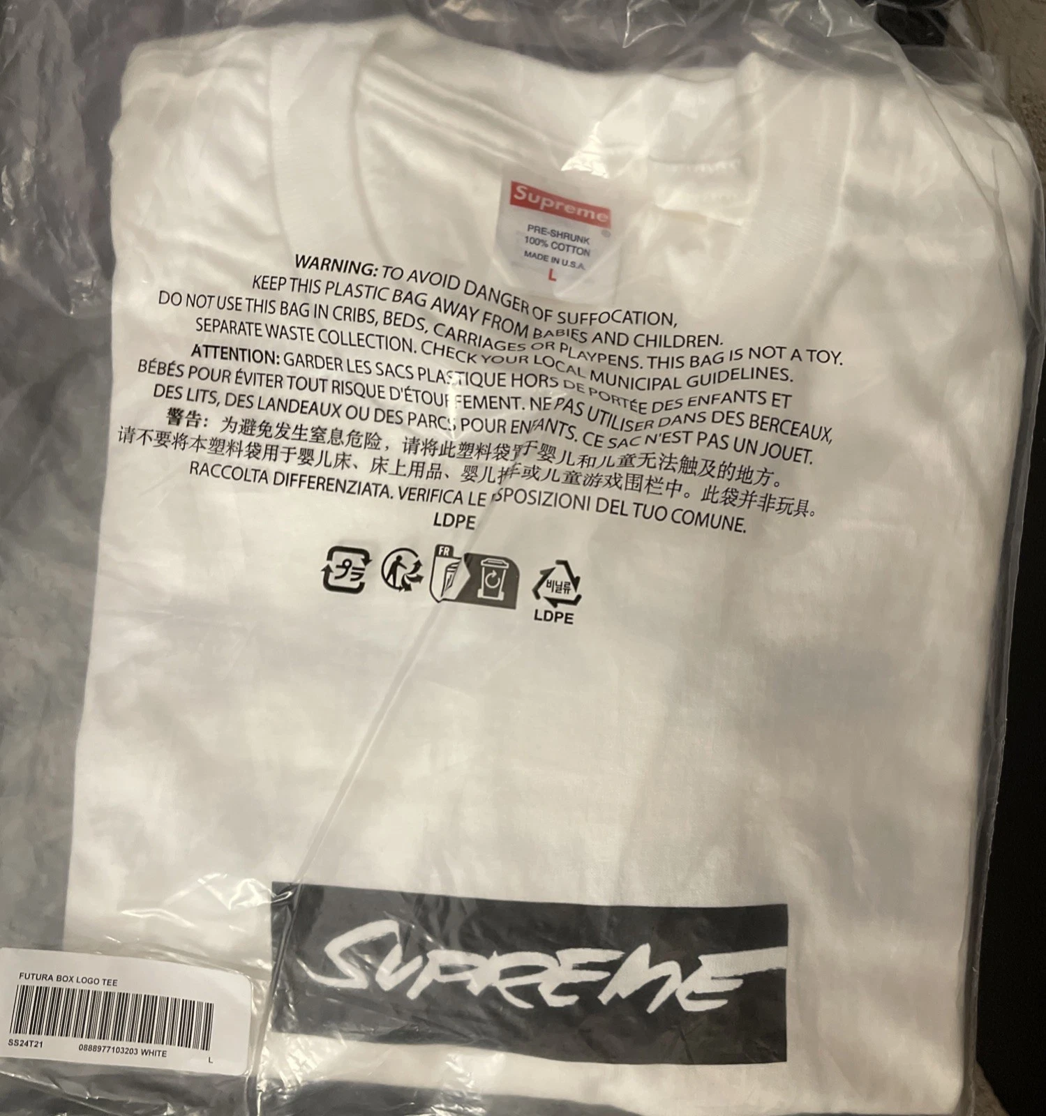 TEE SHIRT SUPREME FUTURA BOX LOGO (BLANC TAILLE L) NEUF PRÊT À ÊTRE EXPÉDIÉ !!