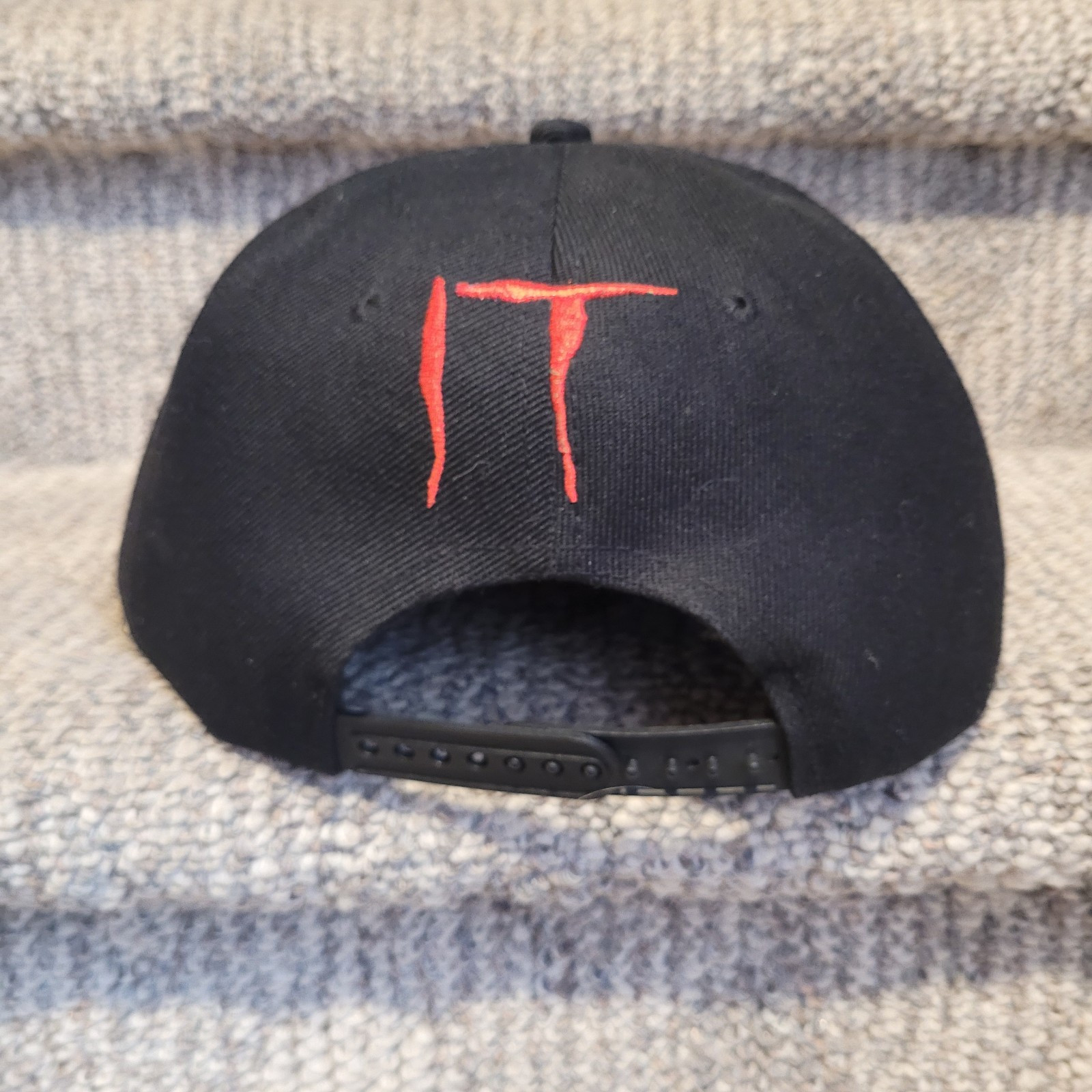 PENNYWISE We All Float Down Here Snap Back Hat IT… - image 3