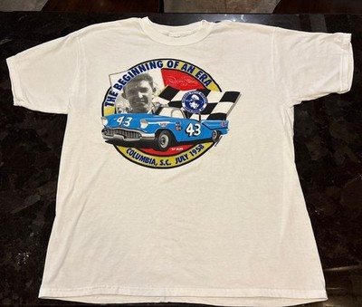 VINTAGE Richard Petty  The Beginning Of An Era  Columbia, SC T-Shirt