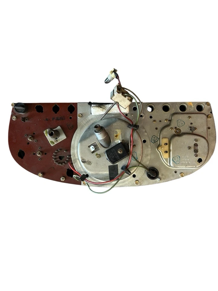 Mercedes-Benz 300SD 1980 velocímetro calibre de grupo 87 001 021 fabricante de equipos originales 96238 millas Foto 2 de 2