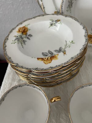 Staffordshire チャイニーズローズプレート 25cm2枚セット