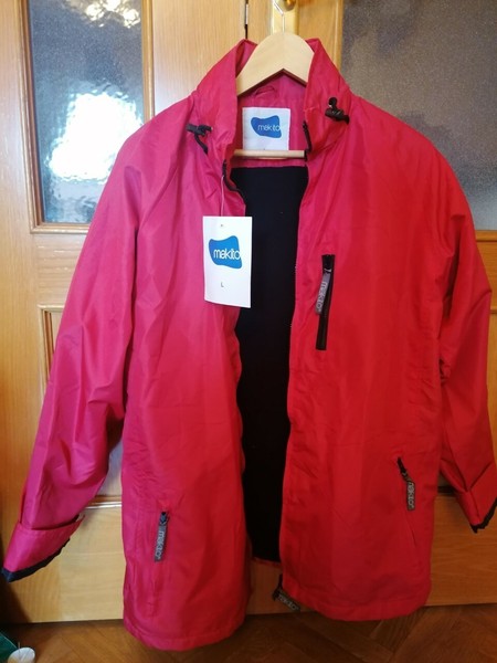 CHAQUETA NUEVA MAKITO DE COCA COLA
