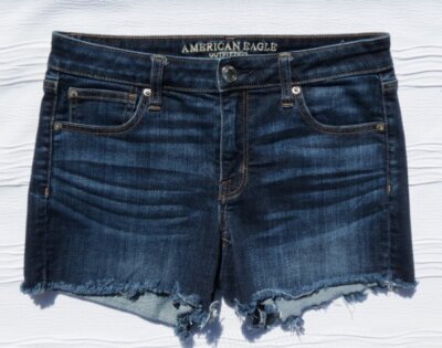 AMERICAN EAGLE AEO Dark Blue Low Rise Cut-Offs Shortie Jeans Shorts US M 8 EUC