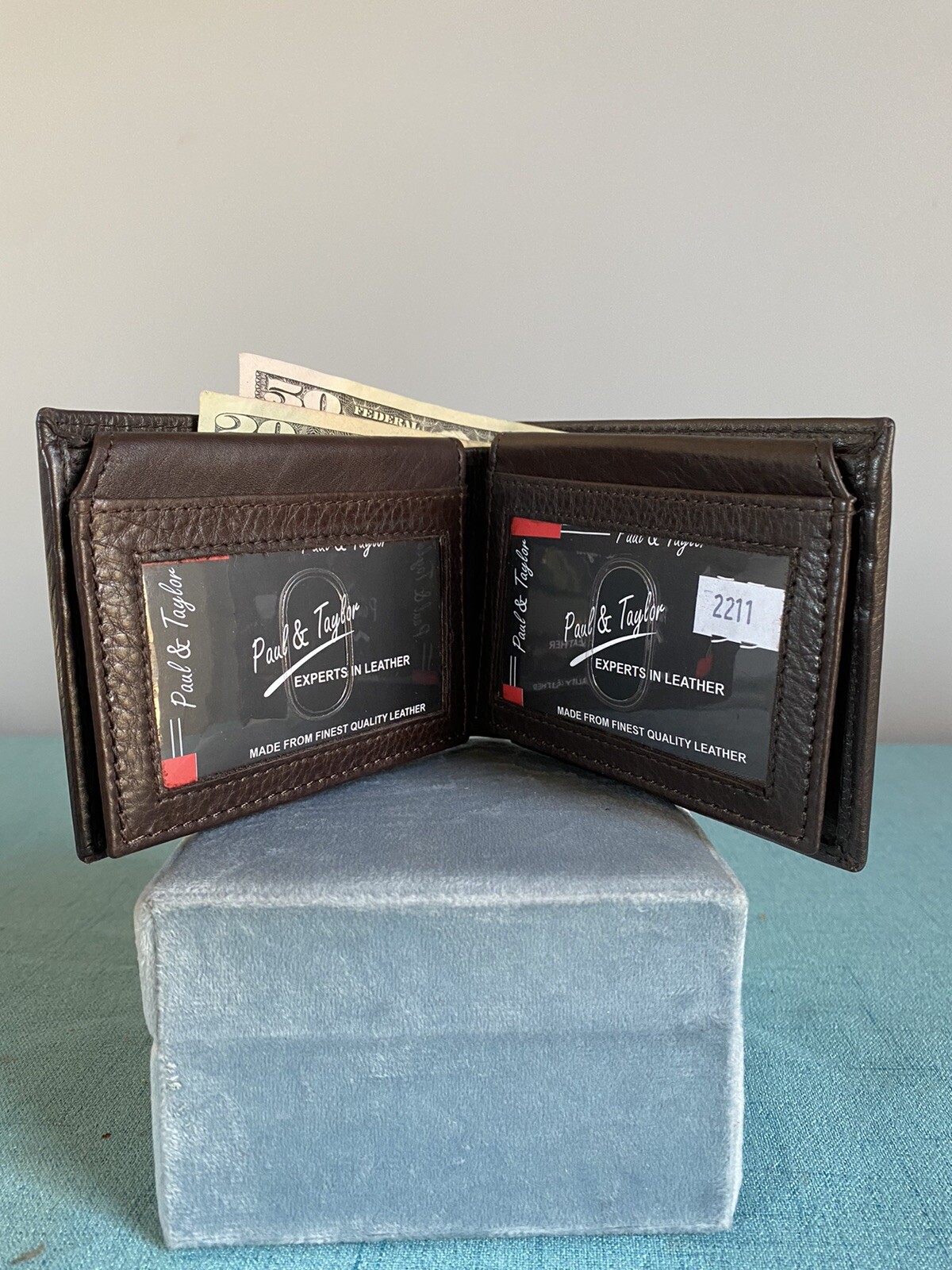 Men's Genuine Leather Bifold Wallet with Dual Flap Design  -image