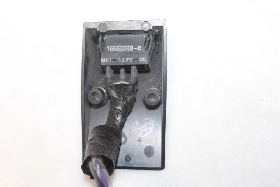 Interruptor desempañador trasero 88-94 Chevy s10 Blazer Gmc s15 SONOMA Jimmy LIMPIO Foto 2 de 3