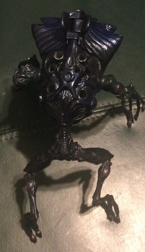 Chrome Ultimate Commander Alien Limited Production Independence Day ID4 Figure - Picture 4 of 5