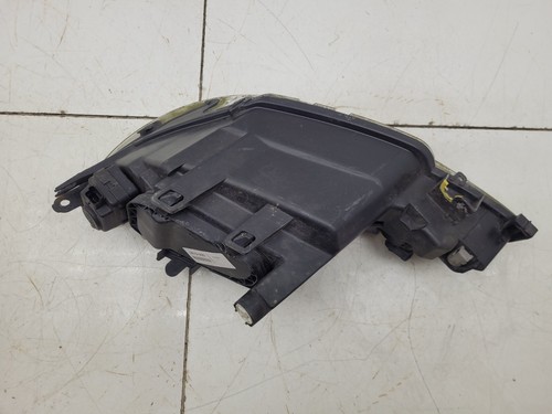 Peugeot 206 CC 2007 Headlight Driver Right Side 9630869680 - Picture 13 of 23