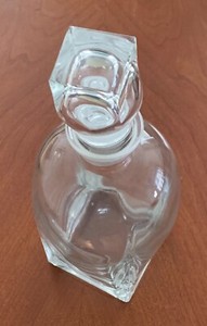 Vintage Made in Italy 10" Tall Clear Large Heavy Glass Decanter with Stopper