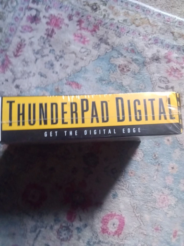 Controlador de juegos digital Logitech Thunderpad de colección, 1997 NUEVO sellado Foto 4 de 4