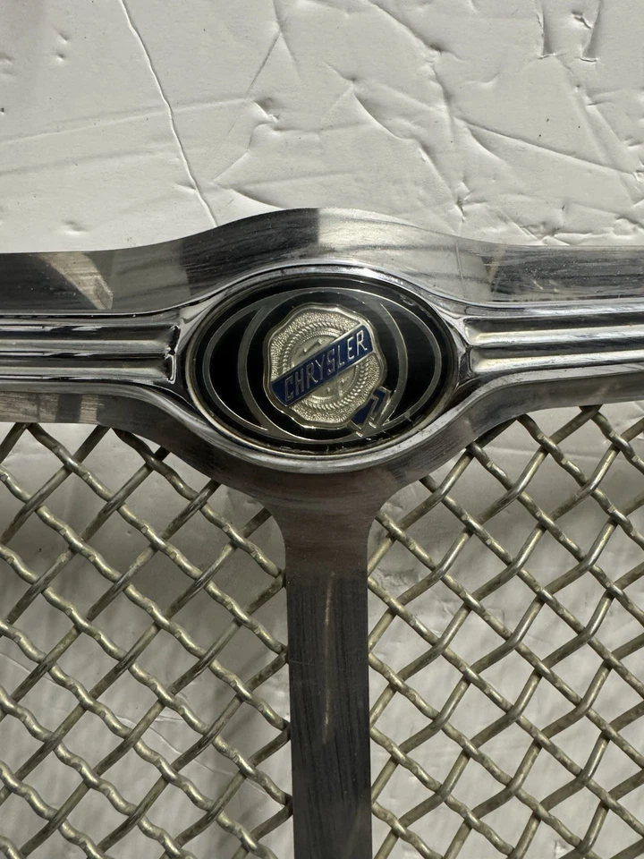 Rejilla de malla de doble tejido central OEM 05-10 Chrysler 300 300C Foto 4 de 4