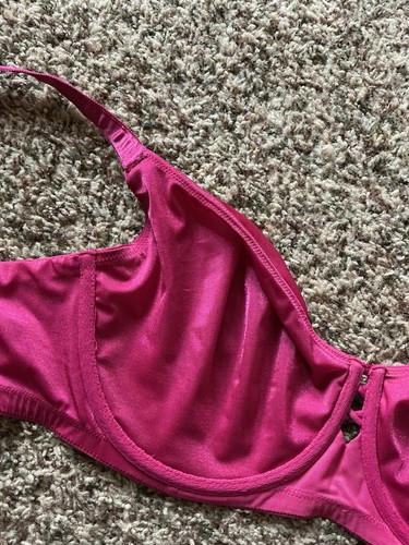 Torrid Bra 40DDD Unlined Demi Bright Pink Shiny Wet Look Unpadded Underwire EUC - Picture 7 of 11