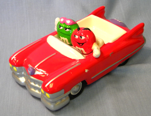 Unique M&M Candy Ceramic Car Mars Candy Galerie Produced under License - Picture 2 of 4