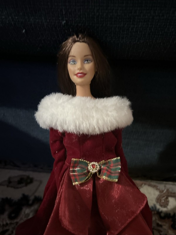 Barbie Holiday Elegance 1999 New Outfit On Pretty Brunette Barbie Vintage OOAK