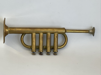 icône de néon trompette. instrument de musique en cuivre. clairon icône de néon trompette. instrument de musique en cuivre. clairon