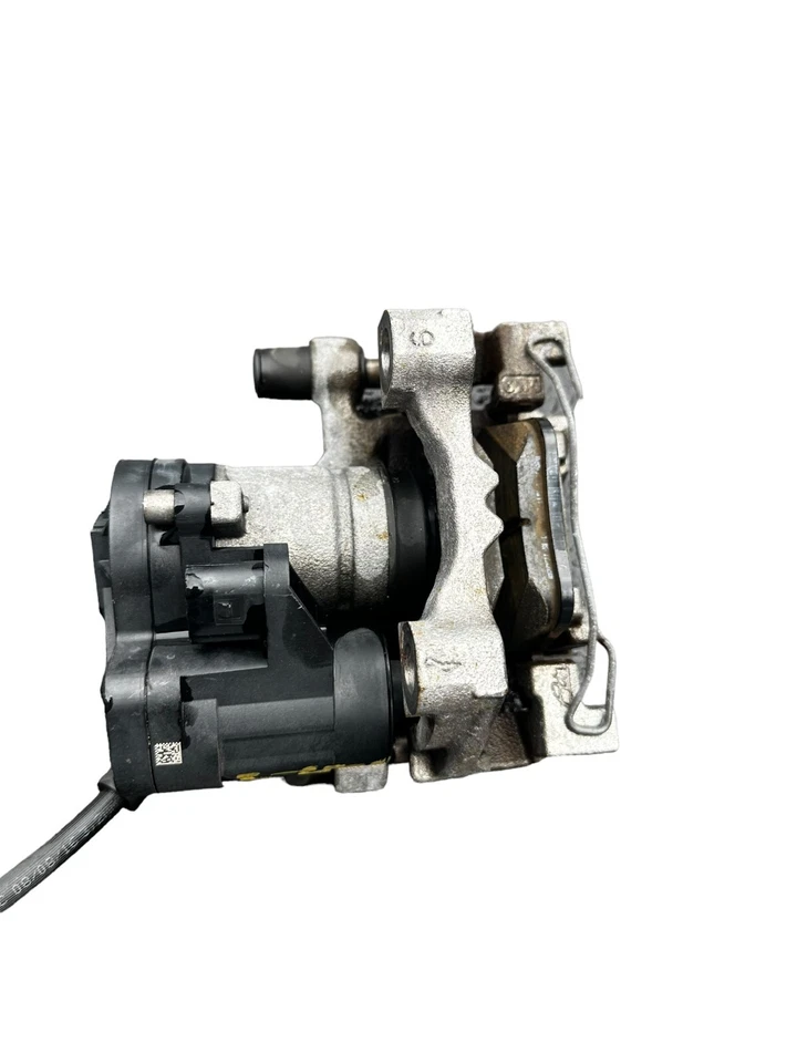2016-2019 Audi A3 e-Tron Hybrid Rear Right Passenger Caliper Brake OEM - Image 4 of 4