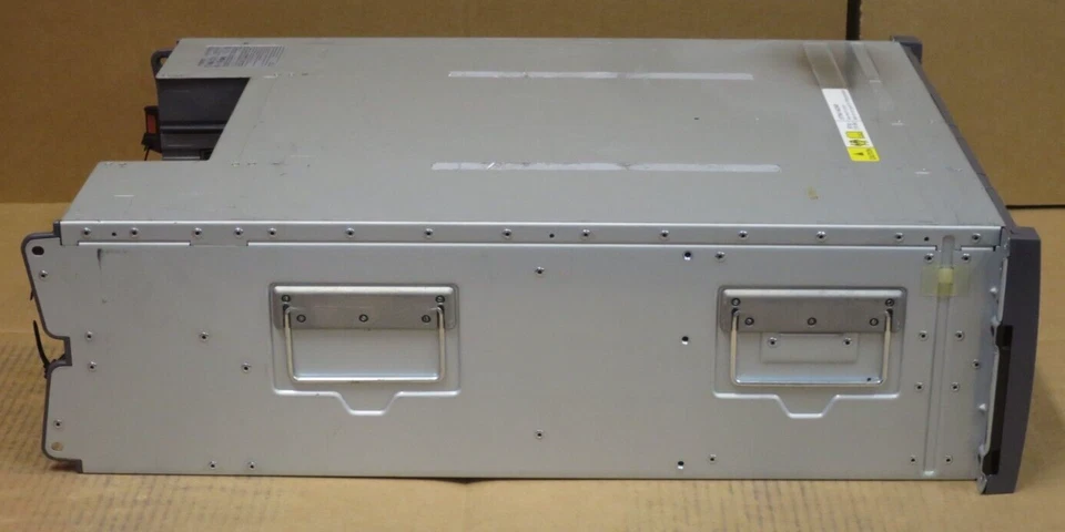 NetApp DS4243 NAJ-0801 Array 1.2TB 2x 600GB 15k SAS 108-00227 4x PSU - Image 2 of 3