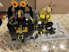 LEGO Blacktron 6987 Message Intercept Base - 100% Complete