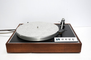 KLH Model Sixty Plus Belt Drive Turntable Walnut Plinth Pickering XV-15 Cartridg