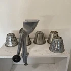 Model T Salad Cutter LG Gildersleeve Pasedena CA. 5 Attachments VTG slicer shred