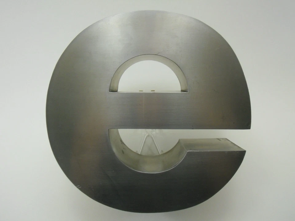 e Letter Buchstabe e Deko Dekoration Edelstahl 35 cm kleines e - Bild 3 von 4