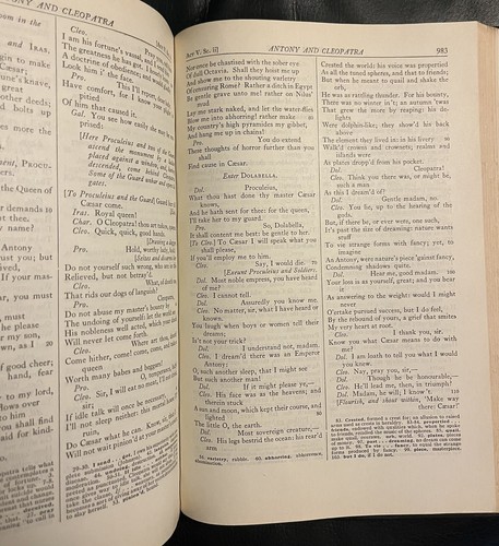 Shakespeare: A Historical & Critical Study of 21 Plays by Hardin Craig - 1931 - Picture 9 of 9