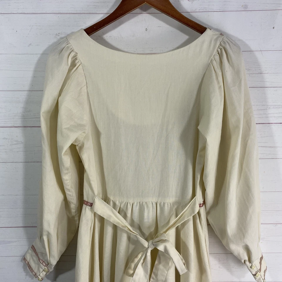 Vtg 70s Gunne Sax Long Prairie Dress Size 5 Ivory /Pink Lace & Ribbon Details - Image 3 of 4
