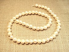 Lovely 16" Strand of 8mm x 6mm Oval White Iridescent Freshwater Pearls Lot B8