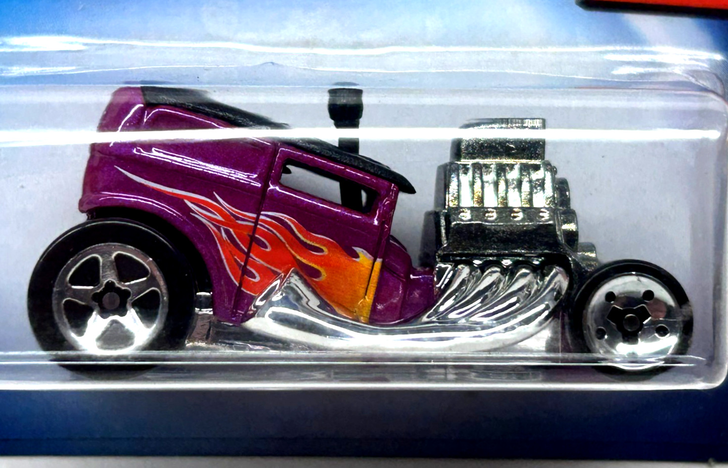 Hot Wheels 2004 First Editions Tooned SHIFT KICKER (Purple) #010