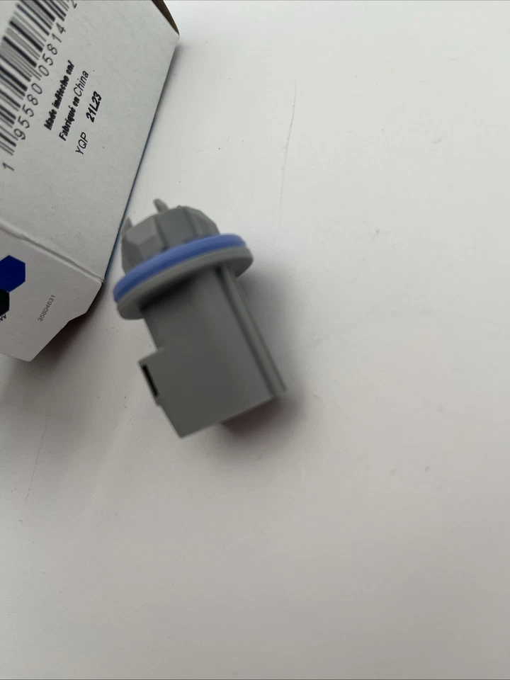 Enchufe de luz marcadora lateral CARQUEST PTA1029 Foto 4 de 4