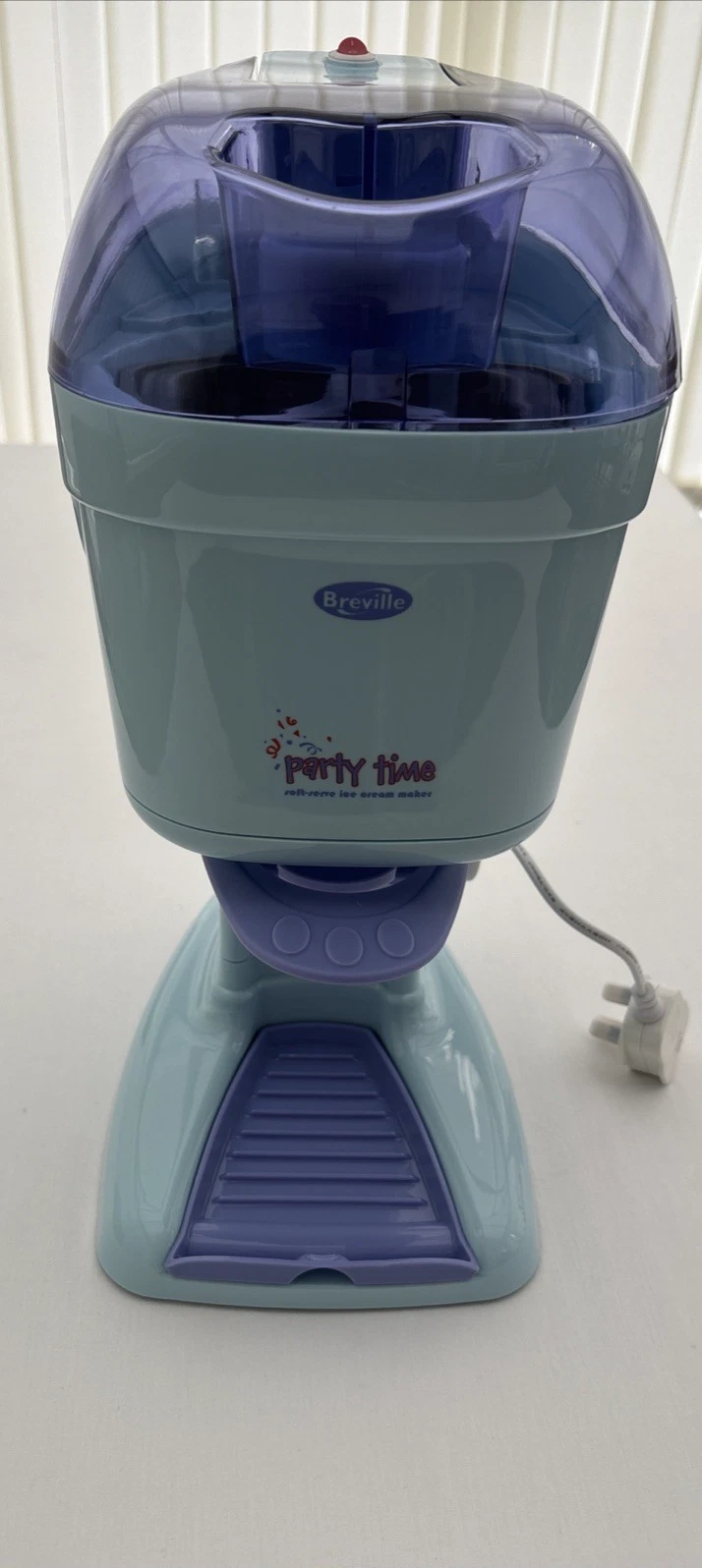 Breville Party Time Soft Serve Ice Cream Maker Boxed Model BP02 Purple