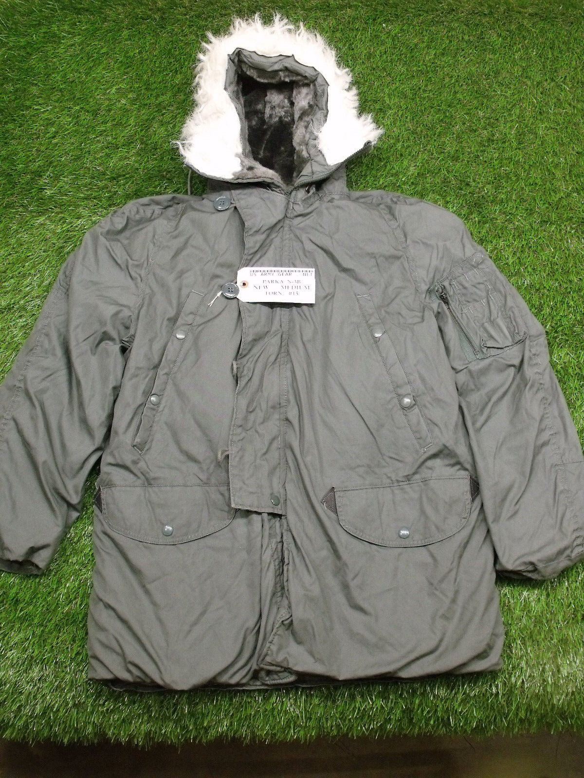 US Military Extreme Cold Weather N-3B Snorkel Parka Jacket Coat Size Medium  New