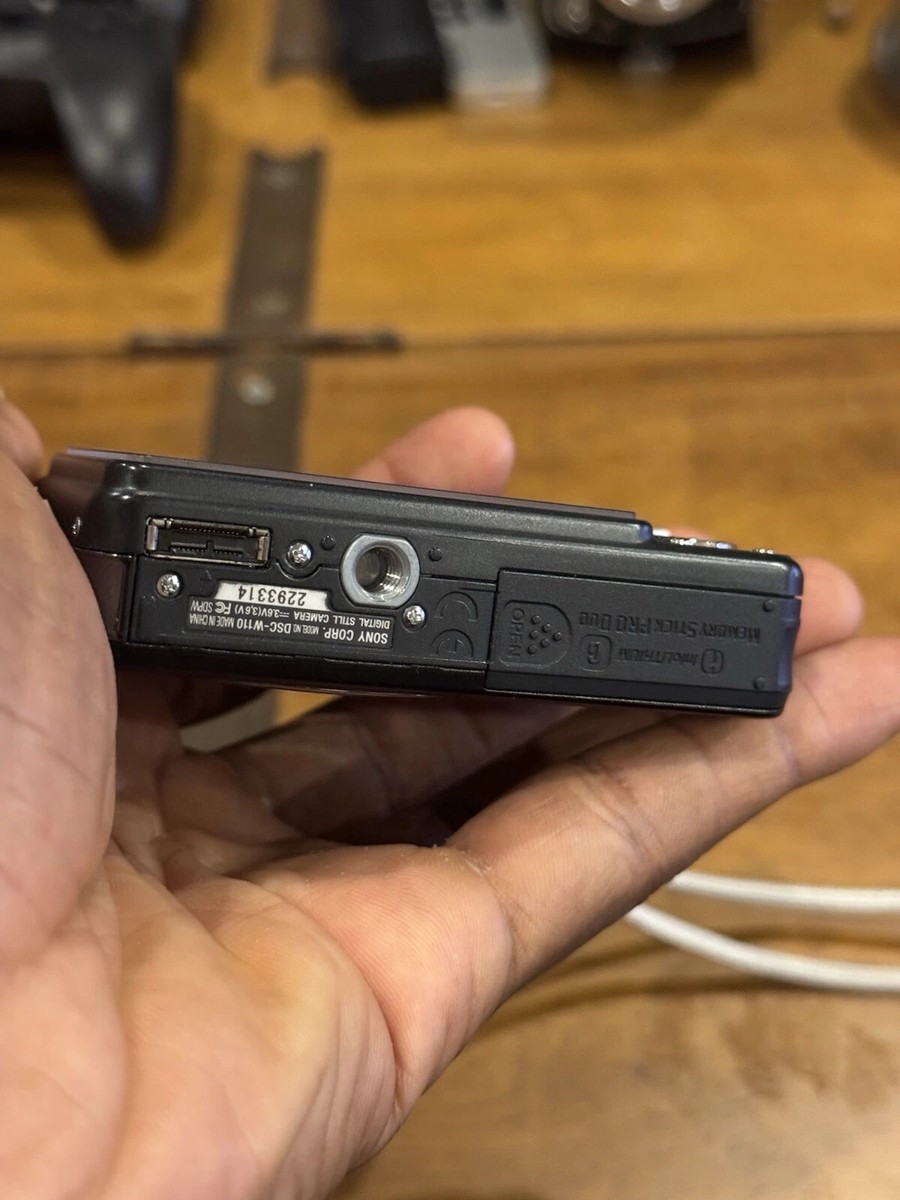 Sony Cyber-Shot DSC-W110 7.20 million Pixel CCD Retro Digital