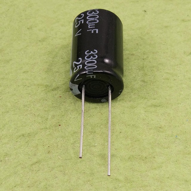 25v 3300uf конденсатор