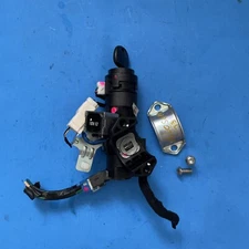 OEM 2013 2014 2015 2016 HYUNDAI VELOSTER IGNITION SWITCH W/ KEY