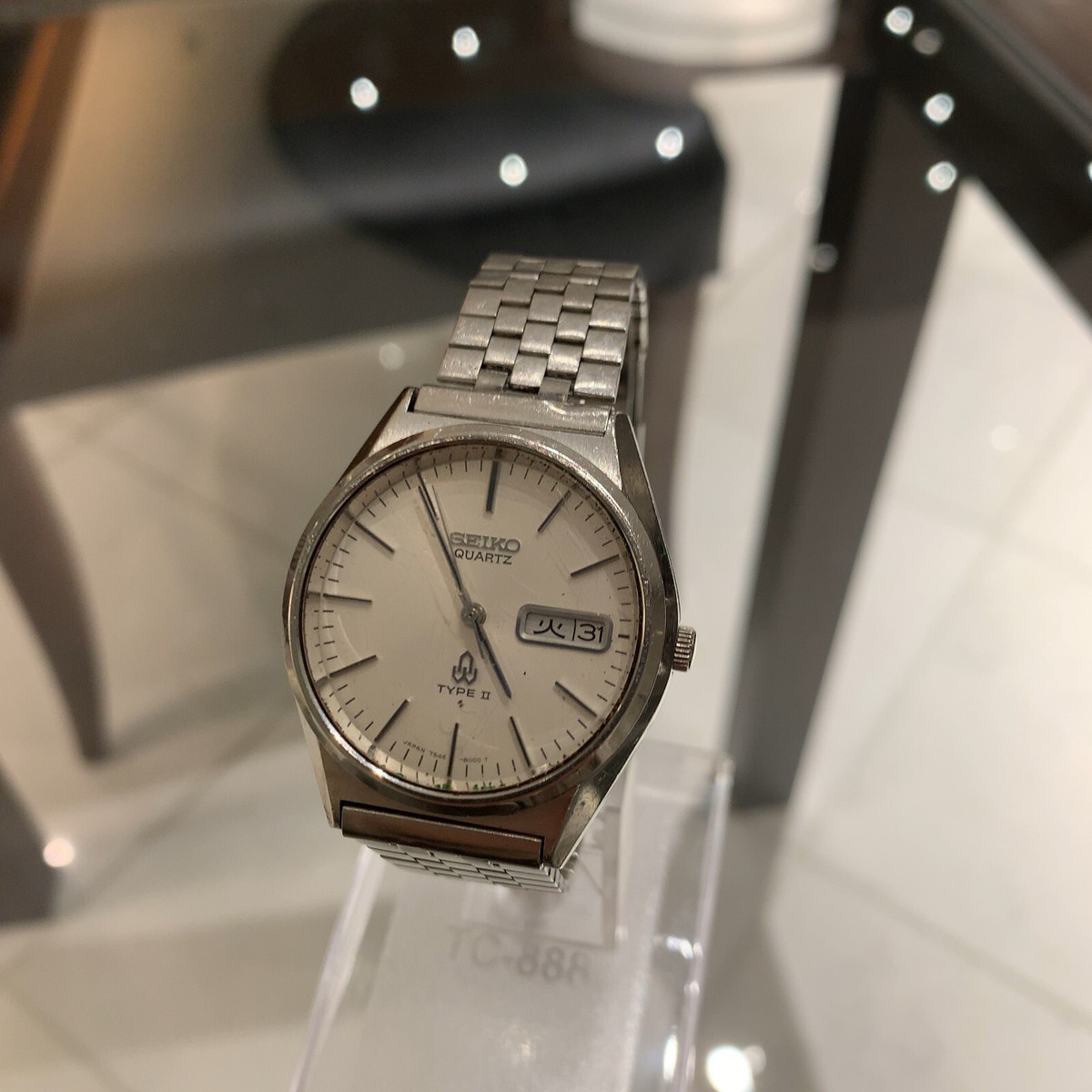 Vintage 1970s SEIKO Type II 7546-8000 Quartz Silver Dial Men's