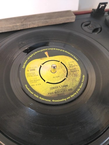 PAUL MCCARTNEY + WINGS - Juniors Farm / Sally G - VG+ 1974 7" Vinyl Single - Picture 2 of 8