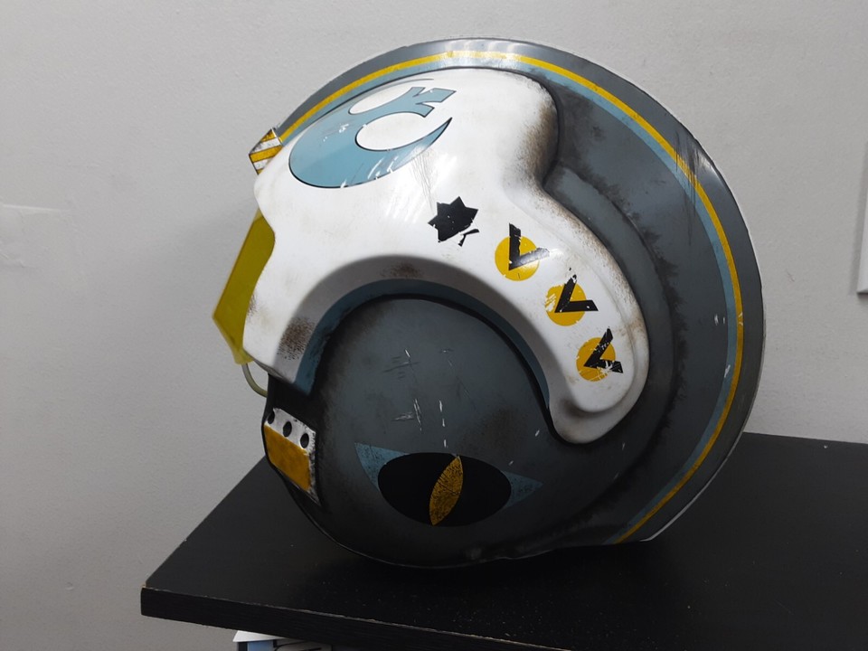 ANOVOS STAR WARS GENERAL MERRICK BLUE SQUADRON HELMET MASK STATUE DENUO ...