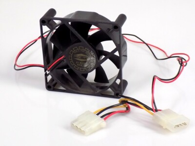 Yate Loon 8025M 12 12V Gehäuse Fan Lüfter Kühler 80x80x25mm mit Kabel